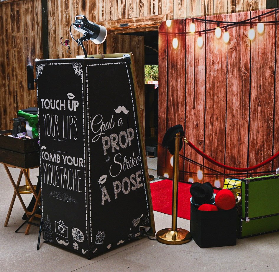 wedding magic mirror Photo Booth